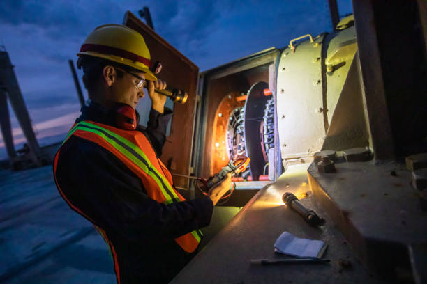Best Electrical Troubleshooting Services  in Roanoke, IL